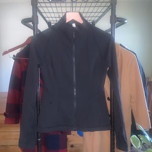 Lululemon black jacket size 6